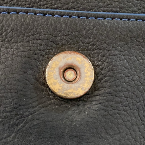 Vera Bradley Leather shoulder bag with chain strap - Picture 6 of 10